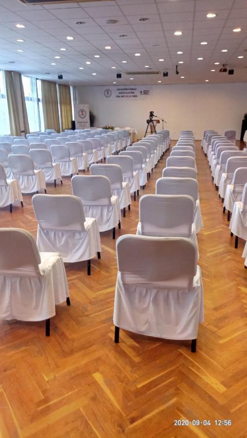 Hotel Magistern Konferencia Es Wellnesshotel Siófok Zewnętrze zdjęcie