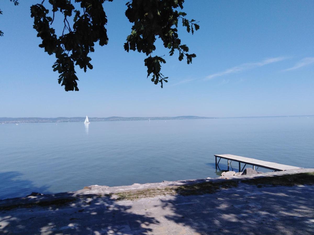 Hotel Magistern Konferencia Es Wellnesshotel Siófok Zewnętrze zdjęcie